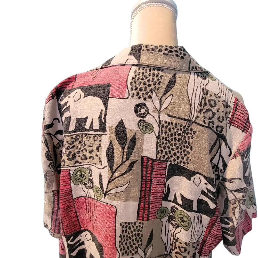 MAGGIE BARNES Mock Twinset Blouse Elephant Floral Size 22W